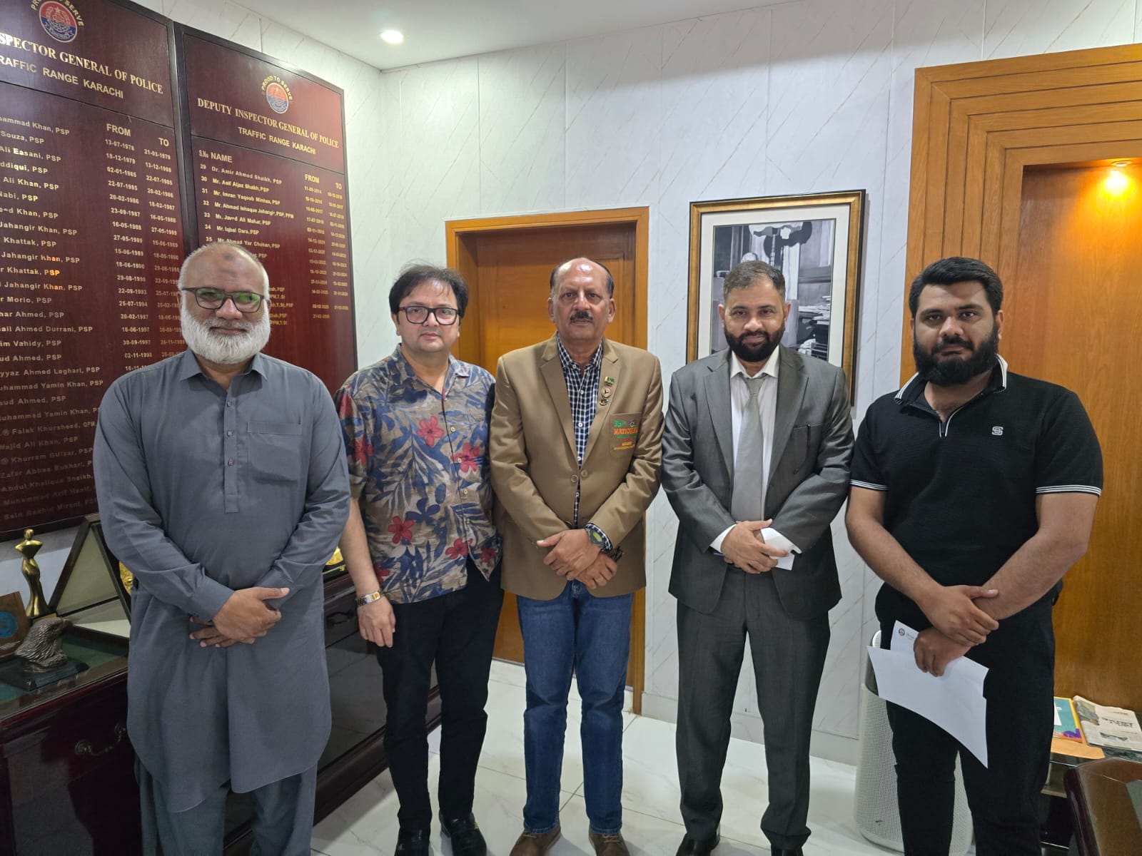 پولیس ہیڈکوارٹر کراچی میں جدید پیڈل کورٹ تعمیر کرنے کا اعلان ,سندھ پولیس اسپورٹس بورڈ اور میزان بینک کا مشترکہ اسپورٹس منصوبہ